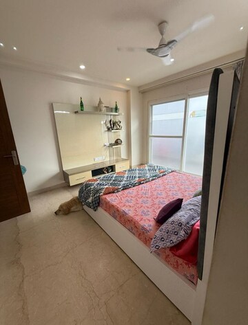 Bedroom in 3 BHK Builder Floor at Sector 47 – for Rent