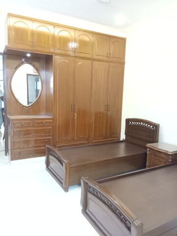 Furnished Amenities in 3 BHK Builder Floor at Vasant Vihar – for Rent