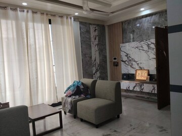 Living Room in 4 BHK Independent House at Sector 30 – for Rent