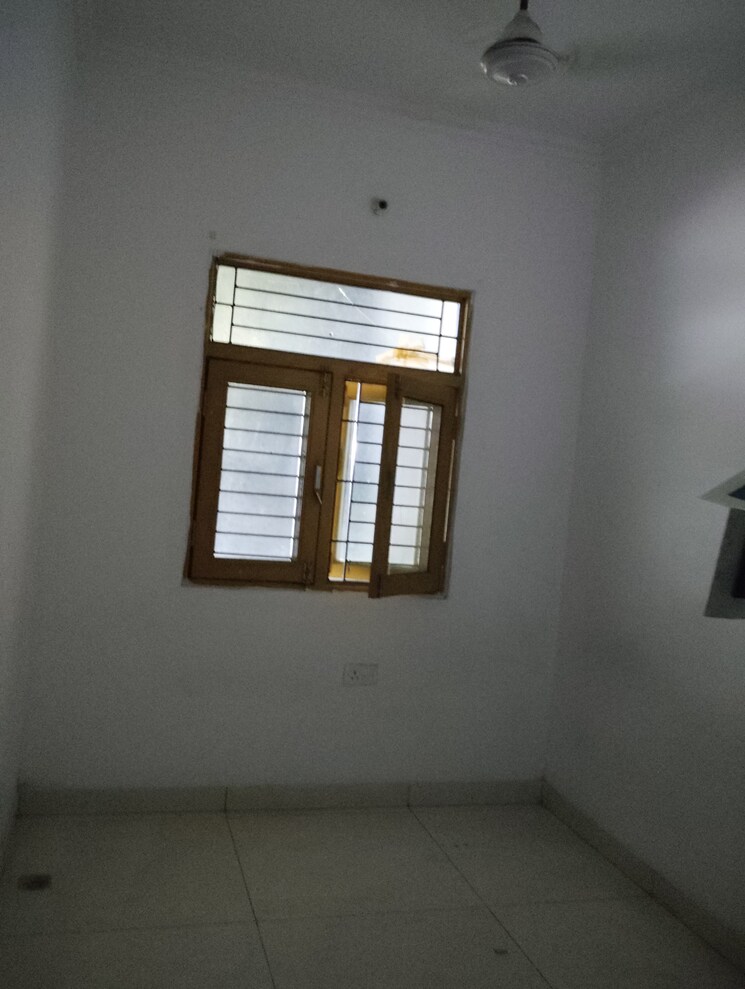 Room, aliganj 4 Bedroom 1120 Sq.Ft. Independent House In Aliganj Lucknow 9125279