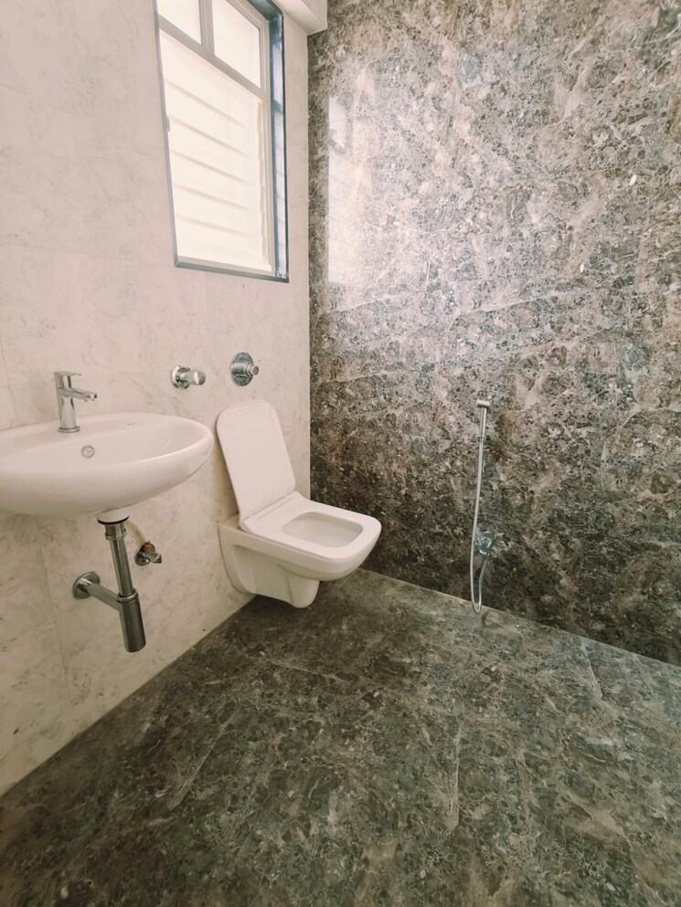 Bathroom, dharmavat-sunder-sanskruti-phase-3 2 Bedroom 1000 Sq.Ft. Apartment In Nanded Pune 9125289