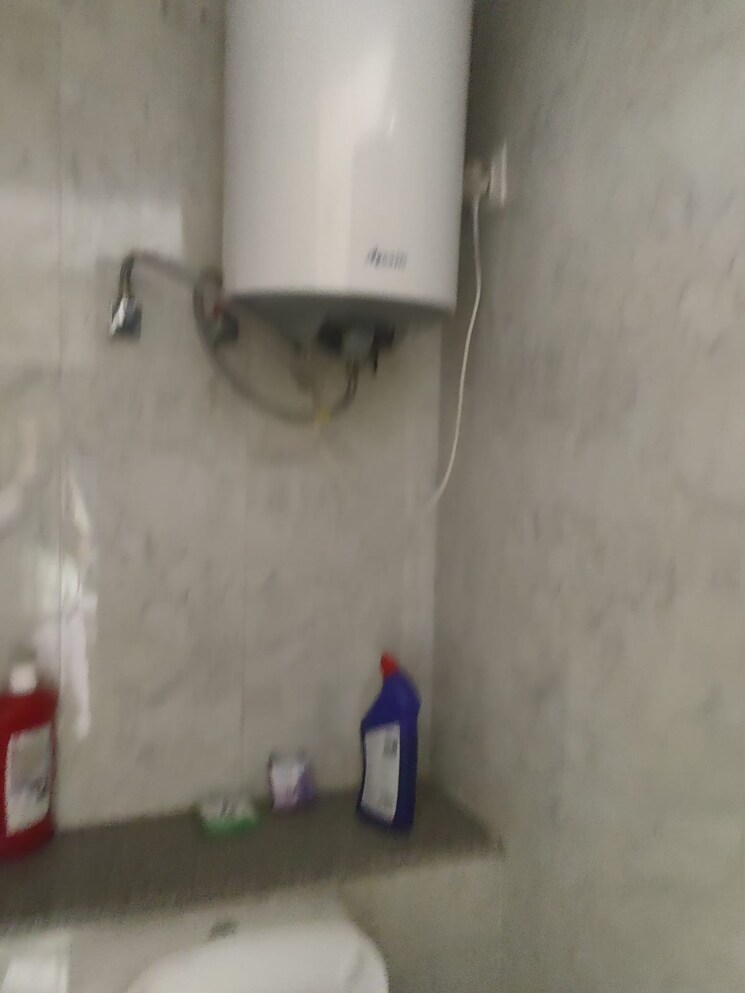 Attached Bathroom, amrapali-riverview 2 Bedroom 845 Sq.Ft. Apartment In Amrapali Leisure Valley Greater Noida 9125290