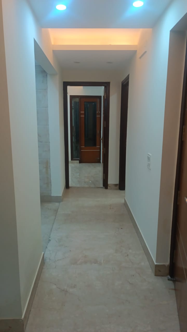 3 BHK Builder Floor For Rent in Chittaranjan Park
