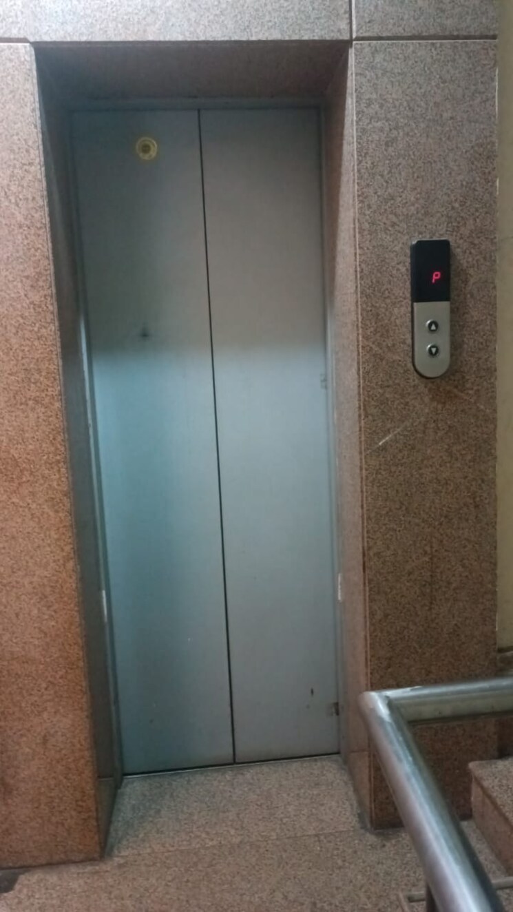 undefined, chittaranjan park 3 Bedroom 1300 Sq.Ft. Builder Floor In Chittaranjan Park Delhi 9125313