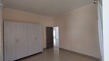 Room in 3 BHK Builder Floor at Tutikandi – for Rent