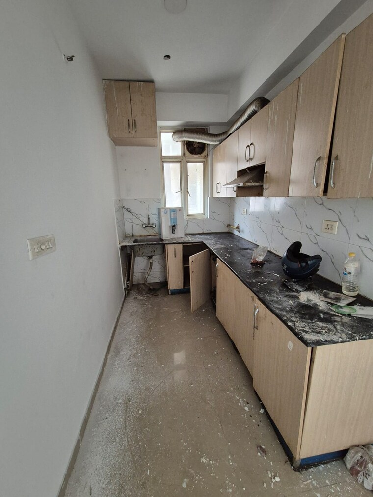 Kitchen, amrapali-princely-estate 2 Bedroom 875 Sq.Ft. Apartment In Sector 76 Noida 9125341