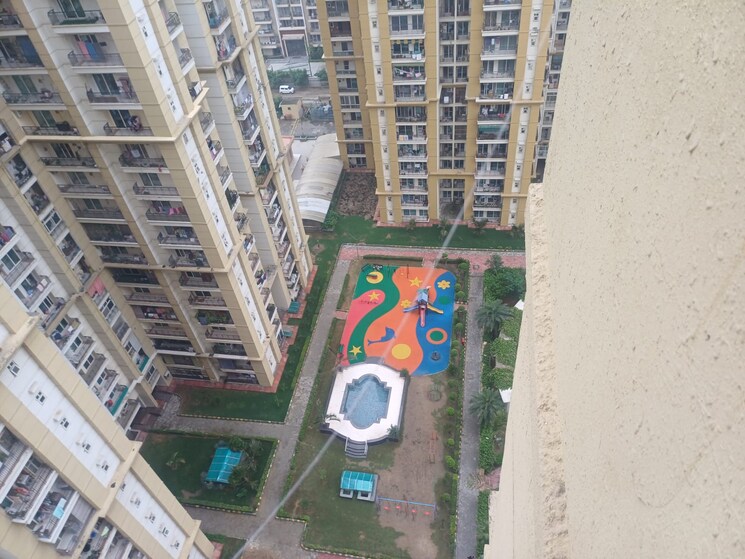 Exterior View, paras-seasons 2 Bedroom 985 Sq.Ft. Apartment In Sector 168 Noida 9125368