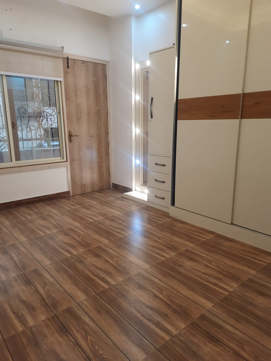 2 BHK + Extra Room Builder Floor For Rent in Chittaranjan Park