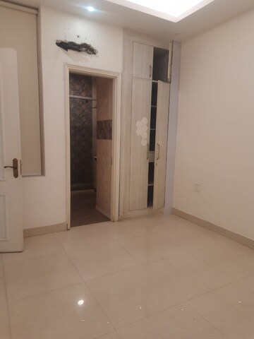 Room in 2 BHK Builder Floor at Chittaranjan Park – for Rent
