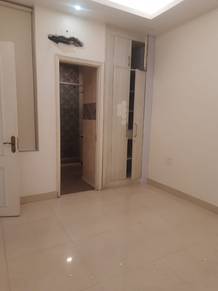 Room, chittaranjan park 2 Bedroom 1000 Sq.Ft. Builder Floor In Chittaranjan Park Delhi 9125409