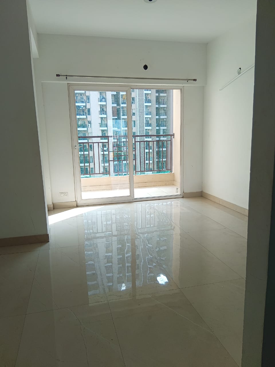 2 BHK + Study Room Apartment For Rent in Ace Divino