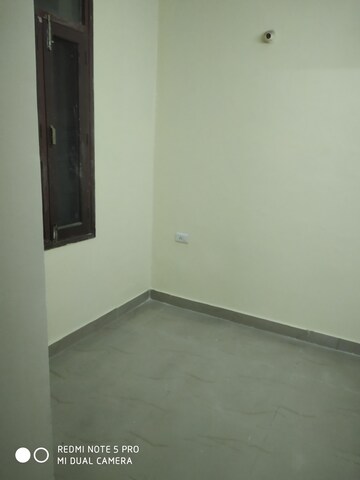 Room in 2 BHK Apartment at Adore Happy Homes, Sector 86 – for Rent