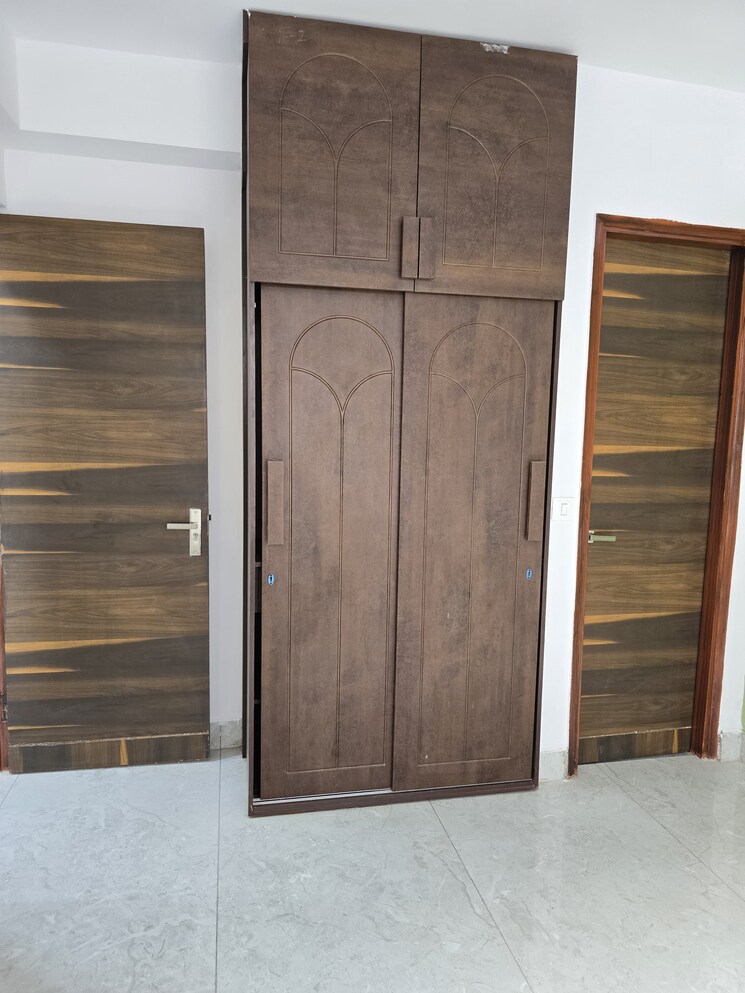 Room, tdi city 2.5 Bedroom 125 Sq.Yd. Builder Floor In Tdi City Panipat 9125480