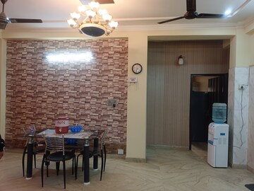 Dining Room in 4 BHK Builder Floor at Green Fields Colony – for Rent