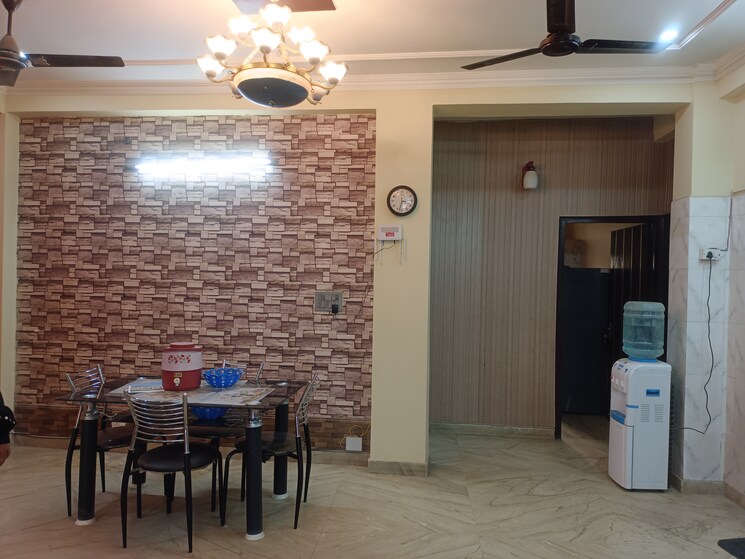 Dinning Area, green fields colony 4 Bedroom 300 Sq.Yd. Builder Floor In Green Fields Colony Faridabad 9125502