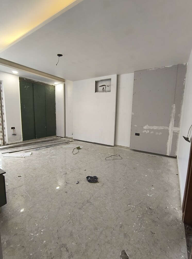 undefined, green fields colony 4 Bedroom 450 Sq.Yd. Builder Floor In Green Fields Colony Faridabad 9125511