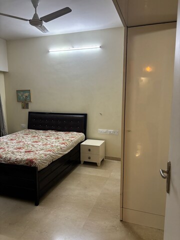 Bedroom in 2 BHK Apartment at Kalpatru Apartment, Jogeshwari East – for Rent