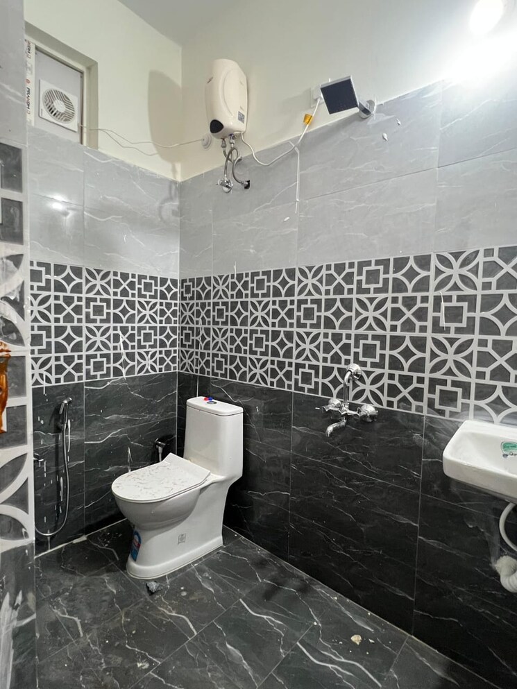 Bathroom, kondapur 2 Bedroom 1650 Sq.Ft. Independent House In Kondapur Hyderabad 9125539
