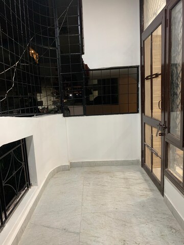 Balcony in 2 BHK Builder Floor at Green Fields Colony – for Rent