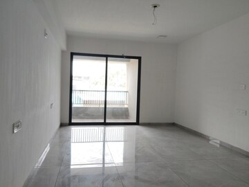 Room in 4 BHK Apartment at Shahibagh – for Sale