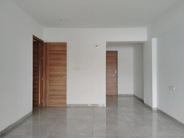 Room in 4 BHK Apartment at Shahibagh – for Sale