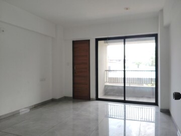 Room in 4 BHK Apartment at Shahibagh – for Sale