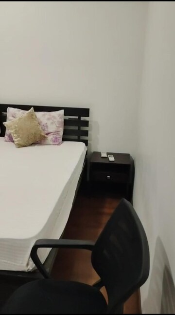 Furnished Amenities in 3 BHK Apartment at Omkar Alta Monte, Malad East – for Rent