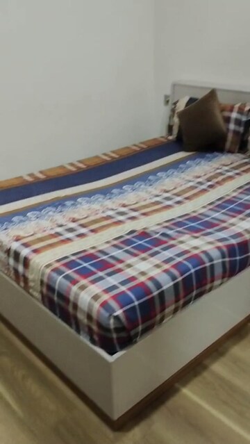 Bedroom in 3 BHK Apartment at Omkar Alta Monte, Malad East – for Rent