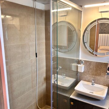 Bathroom in 2 BHK Apartment at Suncity Avenue 76, Sector 76 – for Rent