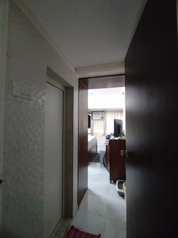 Furnished Amenities in 2 BHK Apartment at Mangal Orchid Chs, Andheri West – for Rent