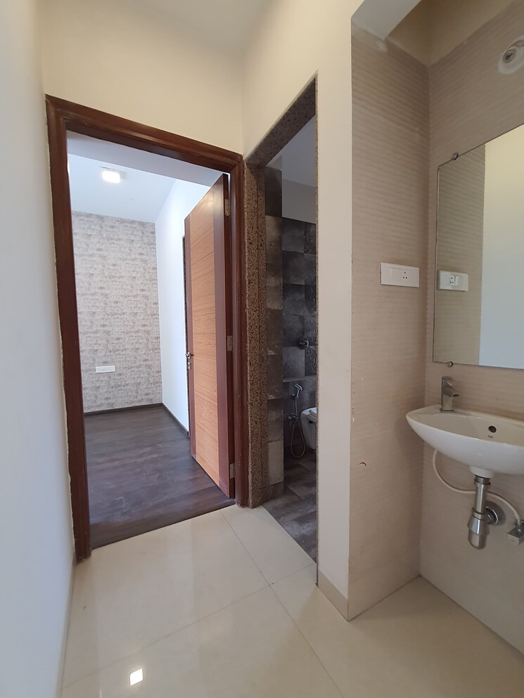 Attached Bathroom, paradise-sai-icon 2 Bedroom 618 Sq.Ft. Apartment In Kharghar Navi Mumbai 9125599