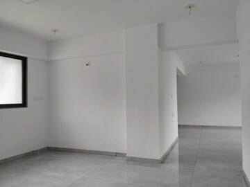 Room in 4 BHK Apartment at Shahibagh – for Sale