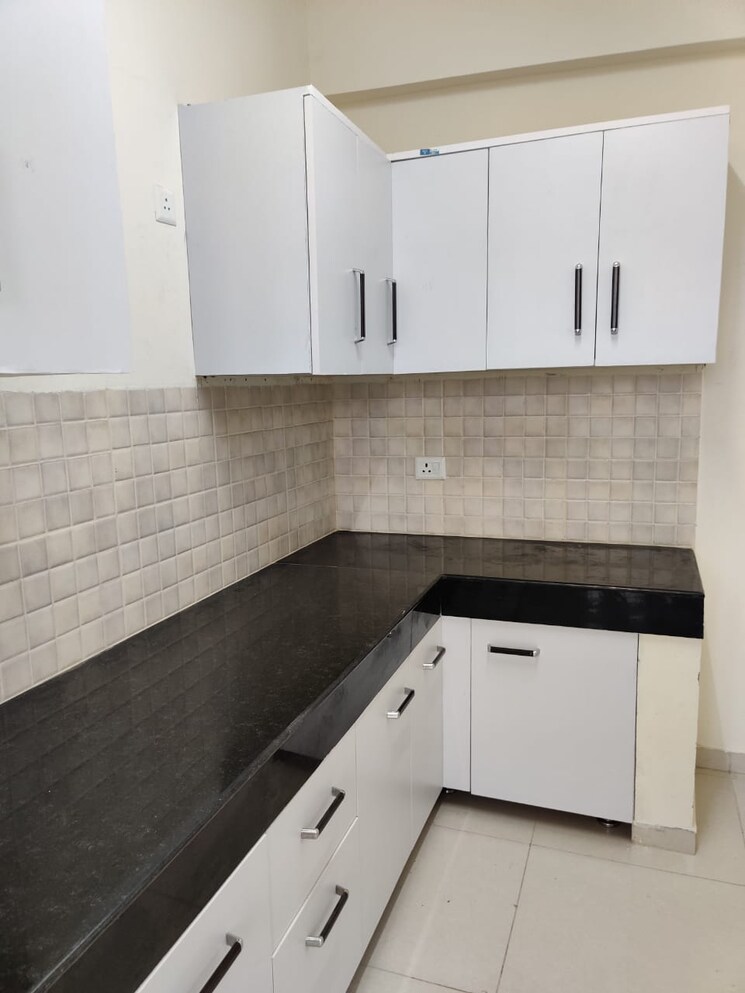 Kitchen, bptp-discovery-park 2 Bedroom 1120 Sq.Ft. Apartment In Sector 80 Faridabad 9125600