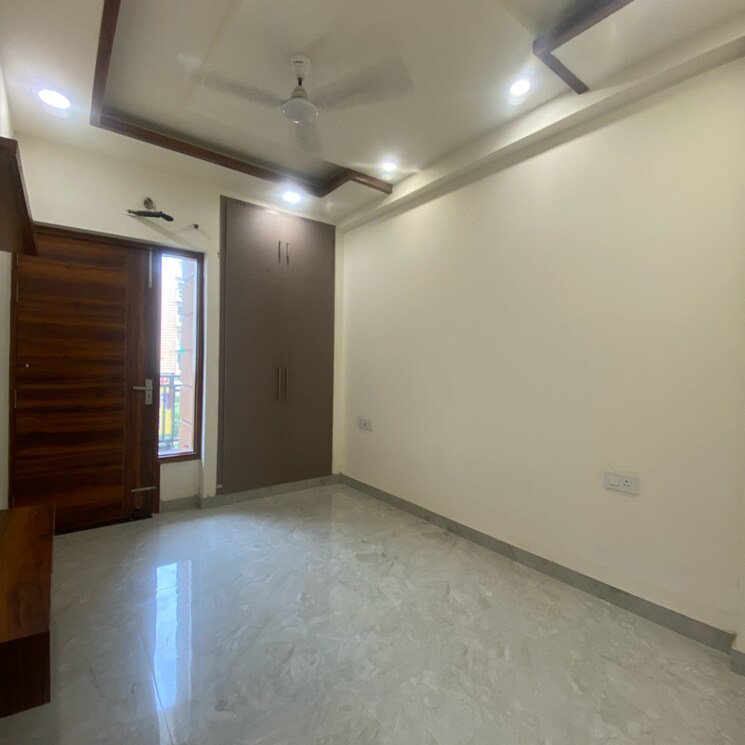 Room, rps-palm-drive 2 Bedroom 125 Sq.Yd. Builder Floor In Khedi Road Faridabad 9125625