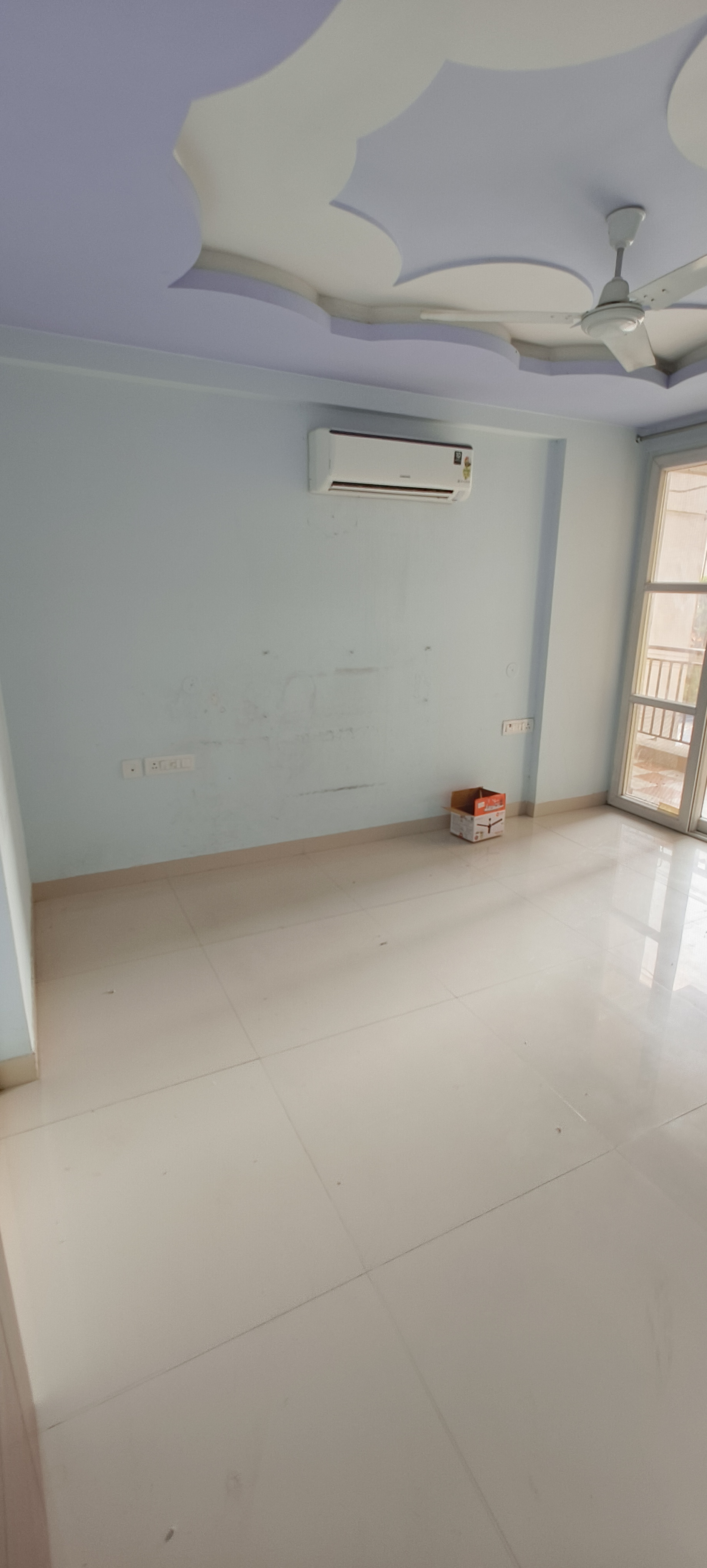 3 BHK + Extra Room Apartment For Rent in Cedar Luxuria