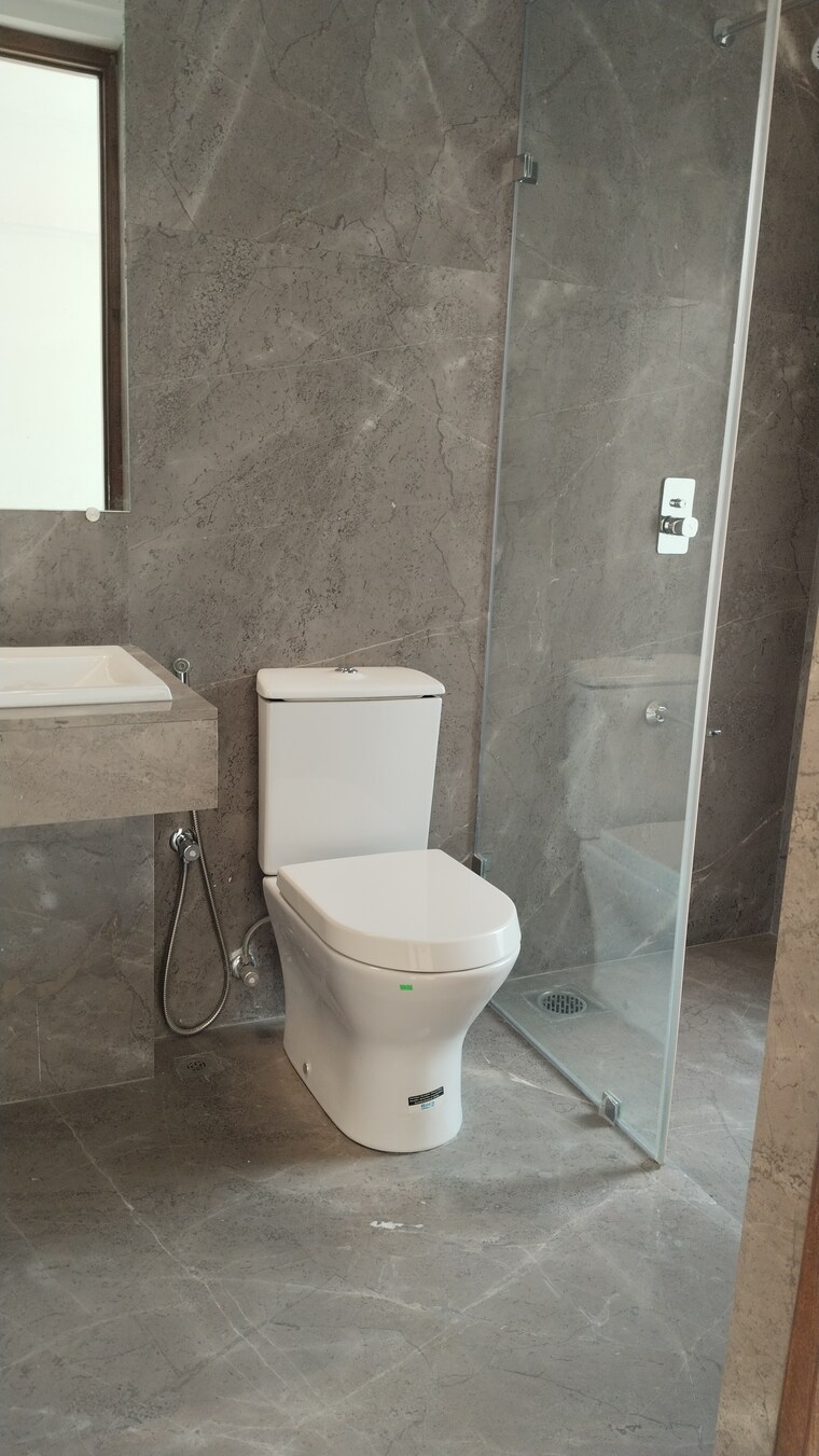 Bathroom, rohan-lifescapes-aquino 3 Bedroom 1545 Sq.Ft. Apartment In Prabhadevi Mumbai 9125683