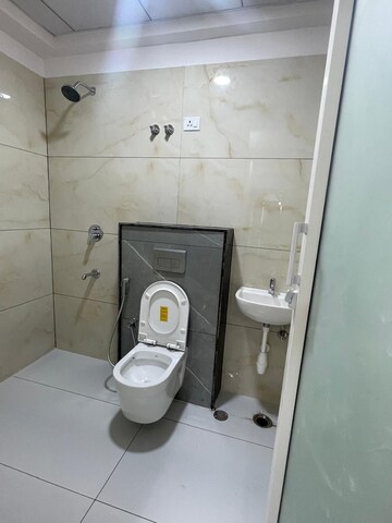 Bathroom in 4 BHK Apartment at Mansarovar Extension – for Rent