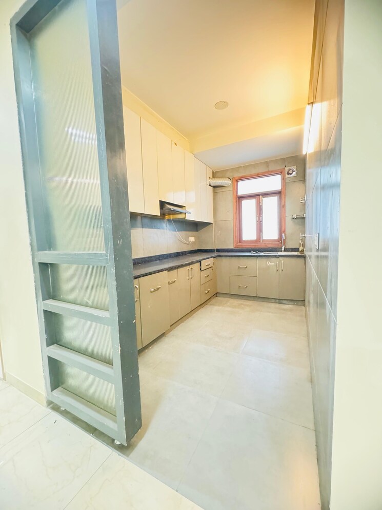 undefined, risland-sky-mansion 3 Bedroom 1400 Sq.Ft. Builder Floor In Chattarpur Delhi 9125714