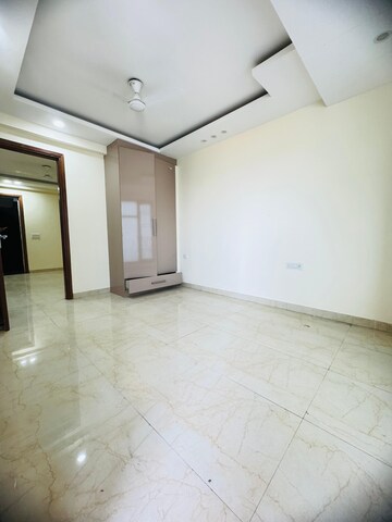 Room in 3 BHK Builder Floor at Risland Sky Mansion, Chattarpur – for Rent