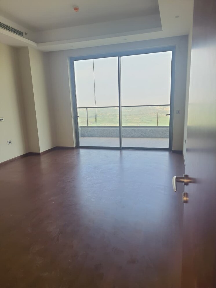 Room, gulshan-dynasty 4 Bedroom 4700 Sq.Ft. Apartment In Sector 144 Noida 9125862