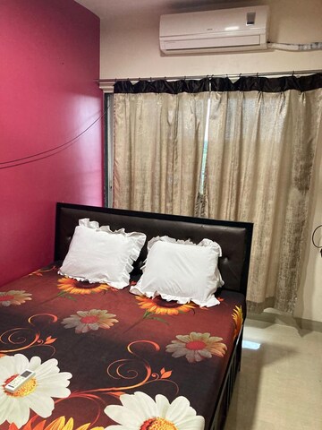 Bedroom in 2 BHK Builder Floor at Santacruz East – for Rent