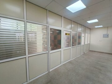 Room in  Office Space at Mansarovar – for Rent
