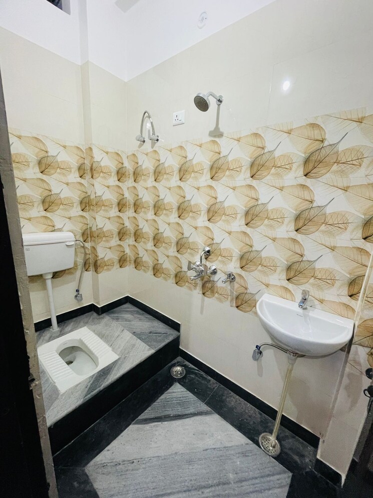 Bathroom, khargapur 2 Bedroom 1200 Sq.Ft. Independent House In Khargapur Lucknow 9125879