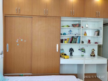 Furnished Amenities in 3 BHK Apartment at Eldeco Live By The Greens, Sector 150 – for Rent