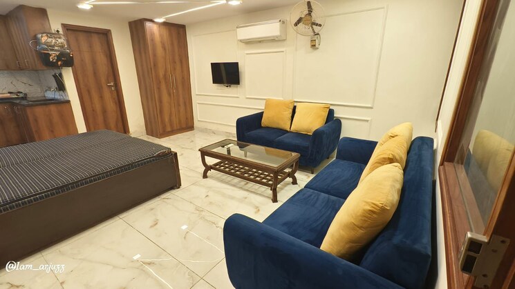 Living Room, lajpat nagar 1 RK 300 Sq.Ft. Builder Floor In Lajpat Nagar Delhi 9125895