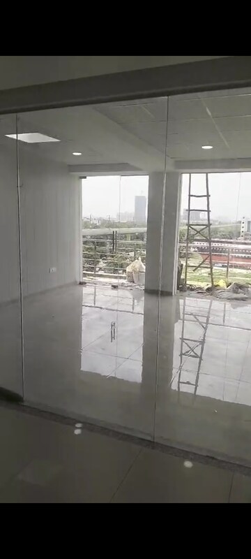  Office Space For Rent in Alpha Ii Greater Noida
