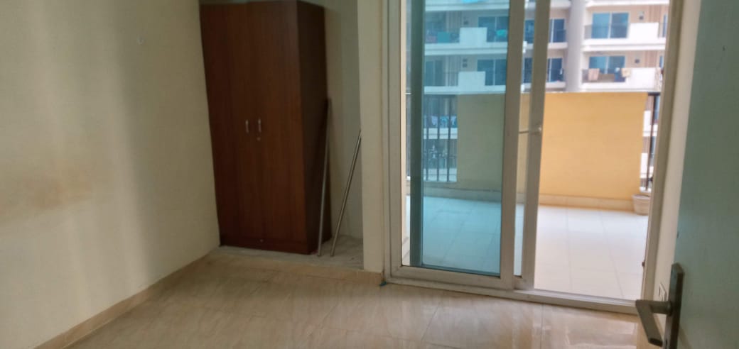 2 BHK Apartment For Sale in Gaur City 2 - 14th Avenue