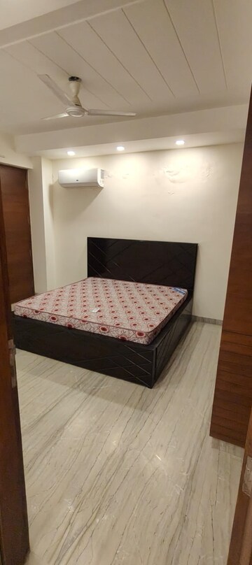 3 BHK Builder Floor For Rent in Sector 16