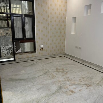 Room in 3 BHK Villa at Eldeco Ananda, Sector 47 – for Rent