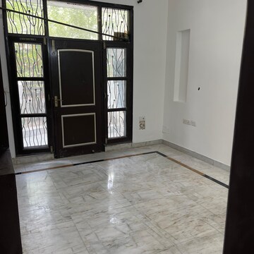 Room in 3 BHK Villa at Eldeco Ananda, Sector 47 – for Rent